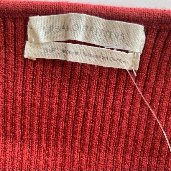 Urban Outfitters Cropped Top Small New - Picture 3 of 9